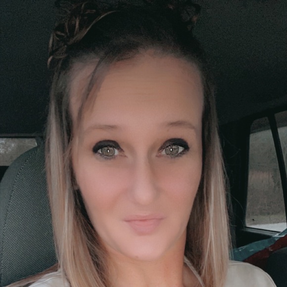 trishholt86